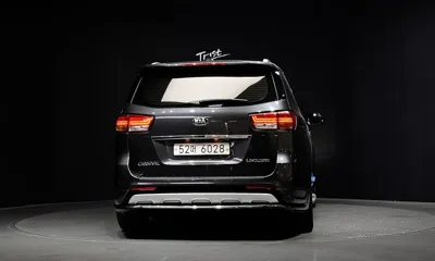Kia Canival 2017, 195164 км, за 4957.7 USD