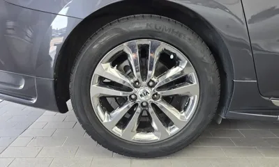 Kia Canival 2017, 195164 км, за 4957.7 USD