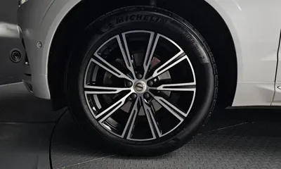 Volvo XC60 2021, 62019 км, за 24637.58 USD - фото 5
