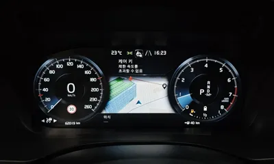 Volvo XC60 2021, 62019 км, за 24637.58 USD - фото 8