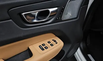 Volvo XC60 2021, 62019 км, за 24637.58 USD - фото 19