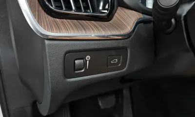 Volvo XC60 2021, 62019 км, за 24637.58 USD - фото 32