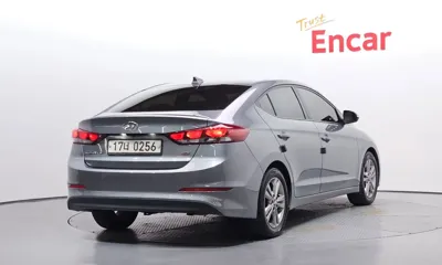 Hyundai Avante 2017, 132974 км, за 5789.75 USD