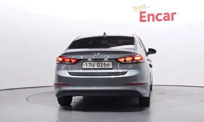 Hyundai Avante 2017, 132974 км, за 5789.75 USD