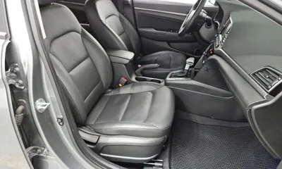 Hyundai Avante 2017, 132974 км, за 5789.75 USD - фото 12