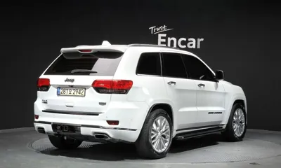 Jeep Cherokee 2018, 134821 км, за 11733.22 USD