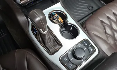 Jeep Cherokee 2018, 134821 км, за 11733.22 USD - фото 9