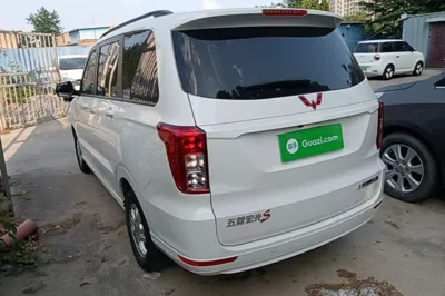 Wuling Hongguang 2021, 28600 км, за 7387 USD