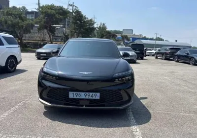 Genesis GV60 · 2025 год
