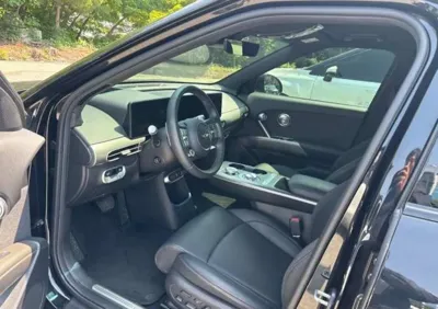 Genesis GV60 2025, 41384 км, за 6459.24 USD