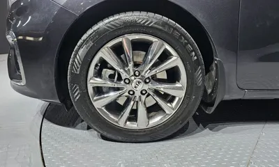 Kia Canival 2020, 140821 км, за 10439.38 USD