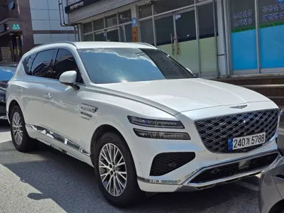 Genesis GV80 2024, 6300 км, за 44210.32 USD