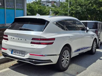 Genesis GV80 2024, 6300 км, за 44210.32 USD - фото 6