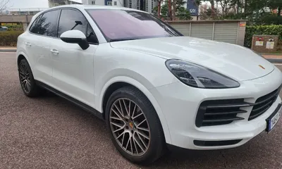 Porsche Cayenne 2023, 22040 км, за 65685.73 USD