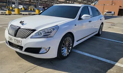 Hyundai Equus 2010, 260000 км, за 4163.42 USD
