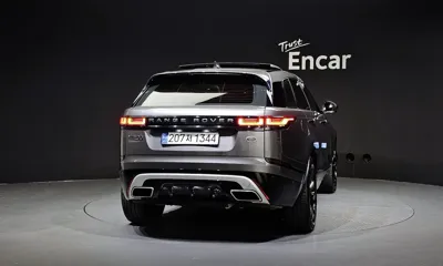 Land Rover Range Rover Velar 2018, 93871 км, за 19377.29 USD