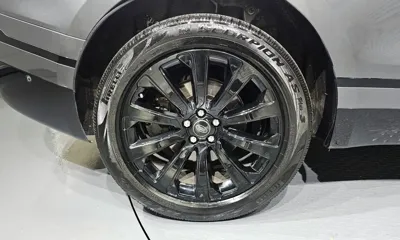 Land Rover Range Rover Velar 2018, 93871 км, за 19377.29 USD