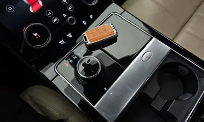 Land Rover Range Rover Velar 2018, 93871 км, за 19377.29 USD - фото 9
