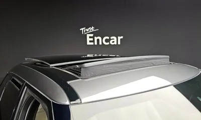 Land Rover Range Rover Velar 2018, 93871 км, за 19377.29 USD - фото 20