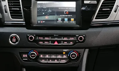 Kia Niro 2017, 102088 км, за 8787.58 USD - фото 15