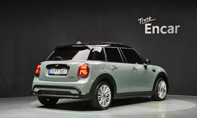 MINI Cooper 2022, 42814 км, за 16213.73 USD