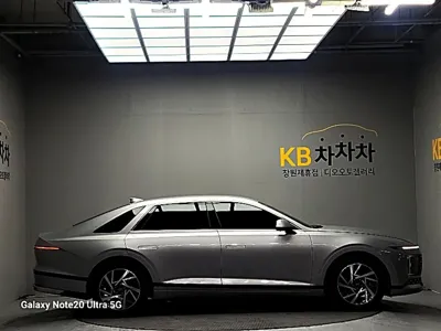 Hyundai Grandeur 2023, 81020 км, за 18136.9 USD