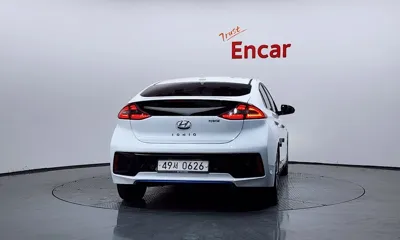 Hyundai Ioniq 2016, 122955 км, за 7278.14 USD
