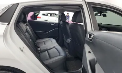Hyundai Ioniq 2016, 122955 км, за 7278.14 USD - фото 12