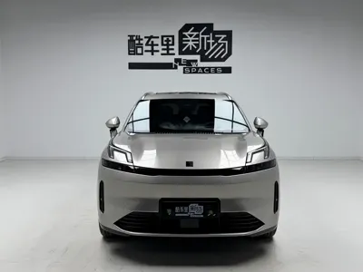 Lynk & Co 08 EM-P 2024, 28200 км, за 18069.1 USD