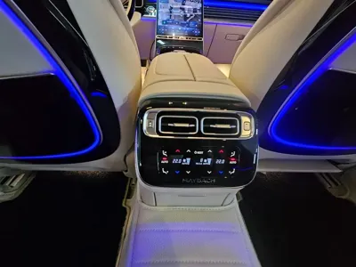 Mercedes-Benz S-Class 2024, 58000 км, за 121438.89 USD - фото 11