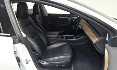 Tesla Model 3 2021, 104698 км, за 19478.84 USD - фото 26