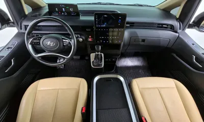 Hyundai Staria 2023, 86433 км, за 16887.4 USD - фото 7