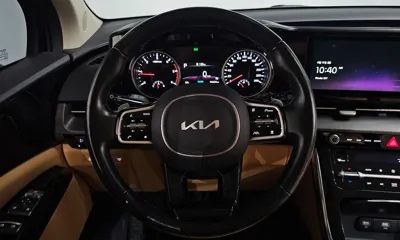 Kia Canival 2023, 56029 км, за 18905.08 USD - фото 13