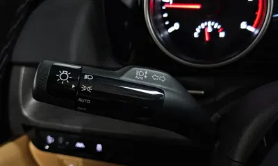 Kia Canival 2023, 56029 км, за 18905.08 USD - фото 29