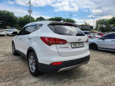 Hyundai Santafe 2015, 179734 км, за 4918.57 USD