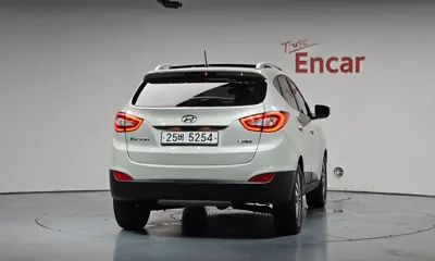 Hyundai Tucson 2014, 104651 км, за 4488.68 USD