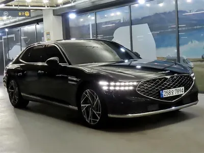 Genesis G90 · 2023 год