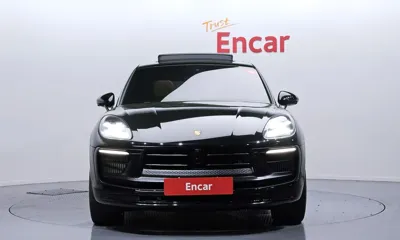 Porsche Macan 2023, 54587 км, за 61975.55 USD