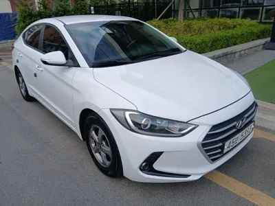 Hyundai Avante 2018, 176000 км, за 4875.51 USD