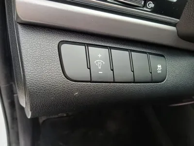 Hyundai Avante 2018, 176000 км, за 4875.51 USD - фото 10