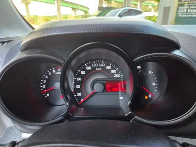 Kia Ray 2013, 100475 км, за 3445.36 USD - фото 8