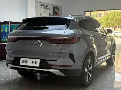 BYD PLUS New Energy 2022, 100000 км, за 9801.33 USD