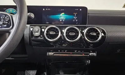 Mercedes-Benz A-Class 2019, 106045 км, за 9321.26 USD - фото 14