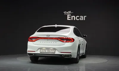 Hyundai Grandeur 2019, 201818 км, за 8526.98 USD