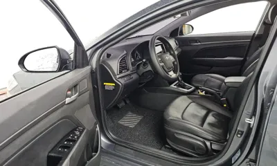 Hyundai Avante 2017, 170592 км, за 4164.47 USD - фото 10