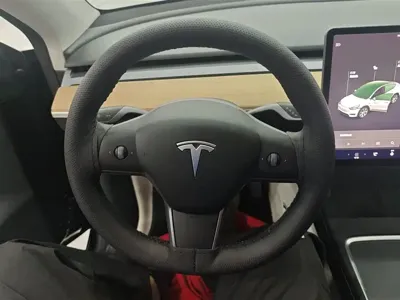 Tesla Model Y 2021, 82200 км, за 21777.09 USD - фото 15