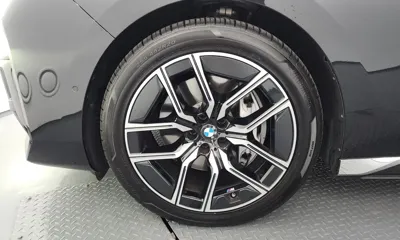 BMW 7-Series 2023, 69682 км, за 64400.57 USD