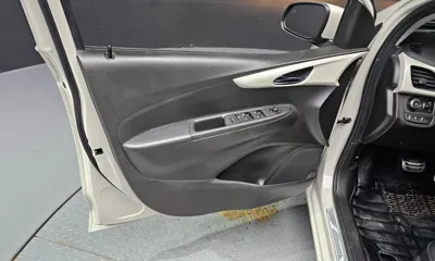 ChevroletGMDaewoo Spark 2017, 77894 км, за 3872.92 USD - фото 24