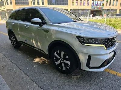 Kia Sorento 2023, 32500 км, за 16251.7 USD