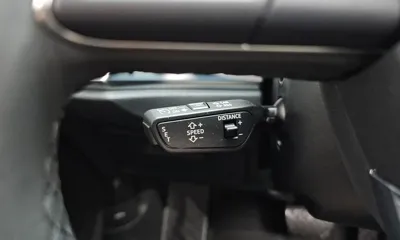 Audi Q3 2025, 5654 км, за 37088.09 USD - фото 31